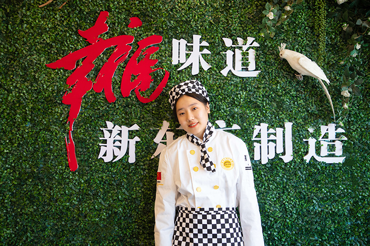 ����|�������WУ���c��Ӗ